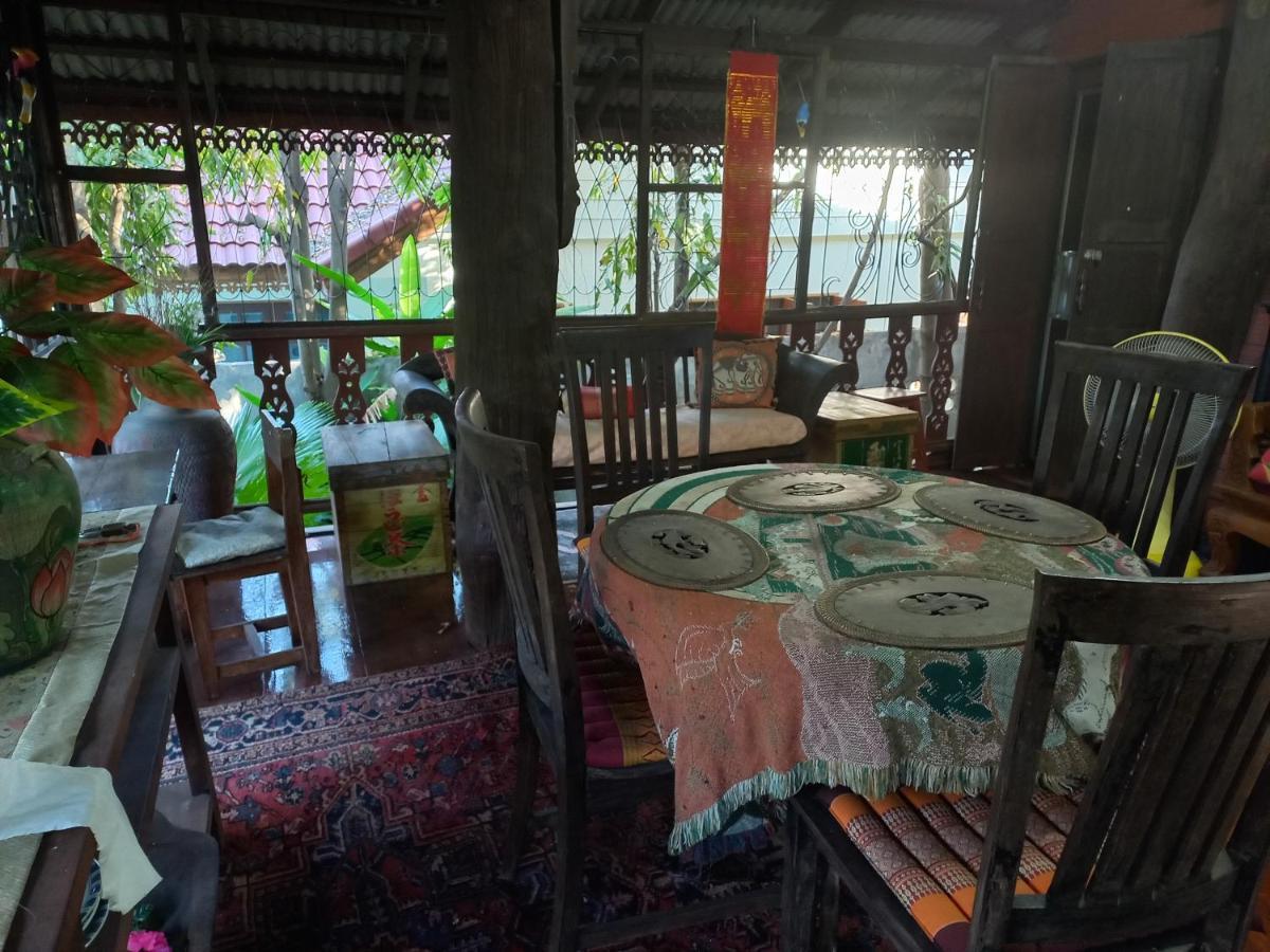 Hotel Teak House Chiang Mai Exterior foto