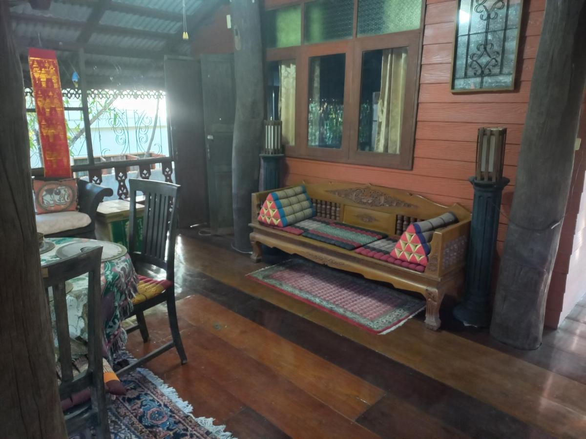 Hotel Teak House Chiang Mai Exterior foto