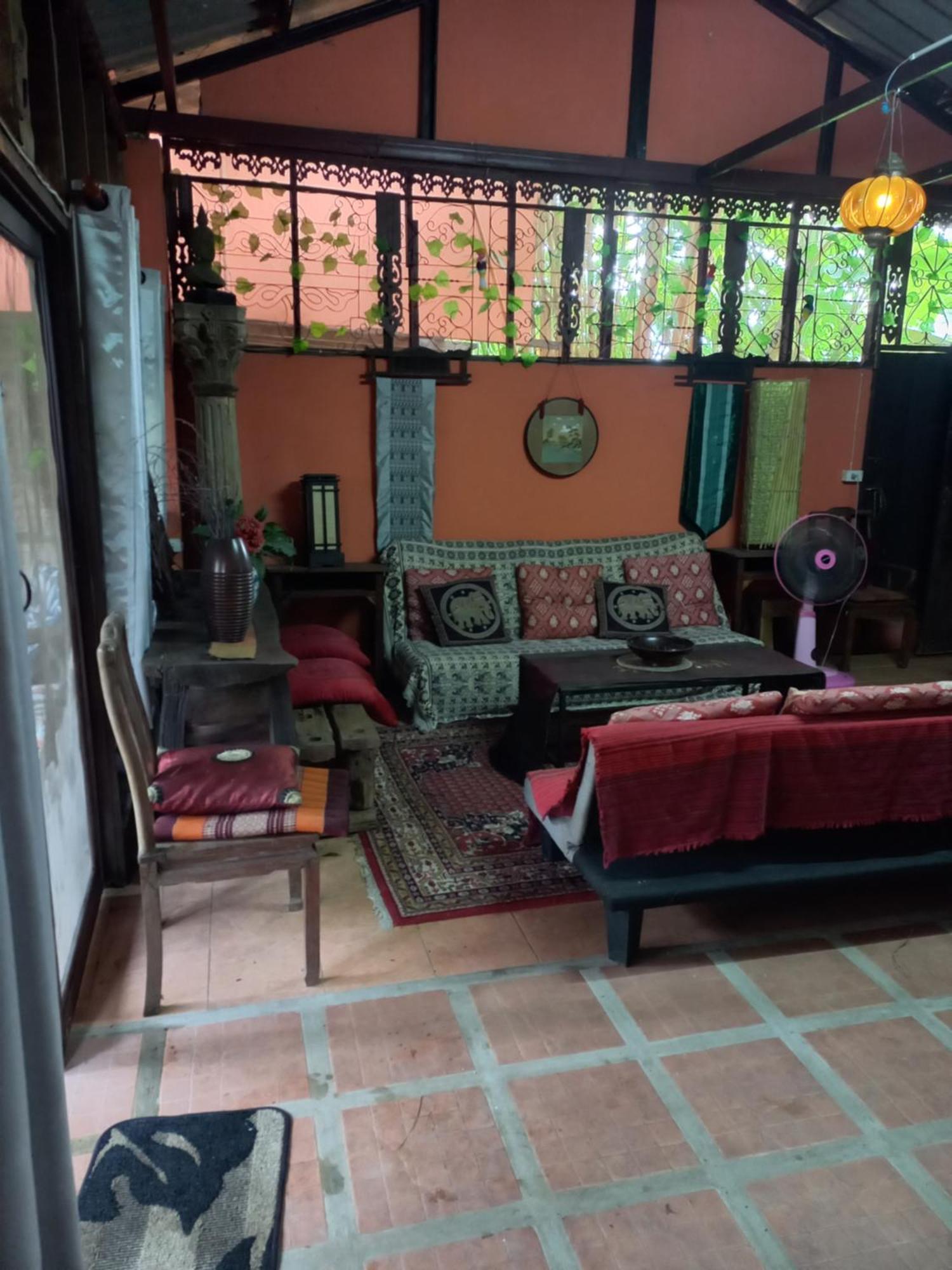 Hotel Teak House Chiang Mai Exterior foto