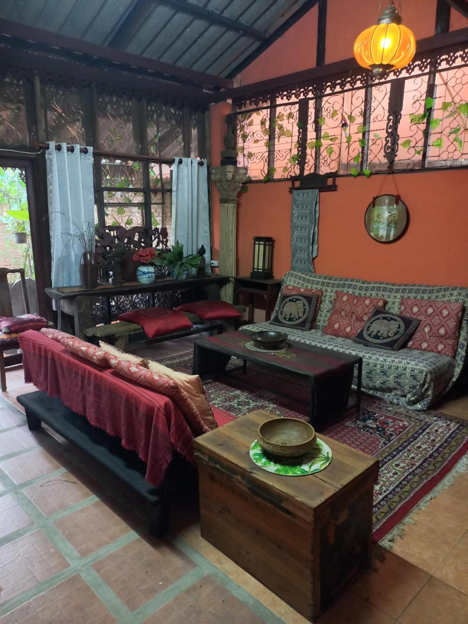 Hotel Teak House Chiang Mai Exterior foto